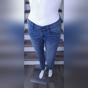 Size 3 No Boundaries Skinny Jeans